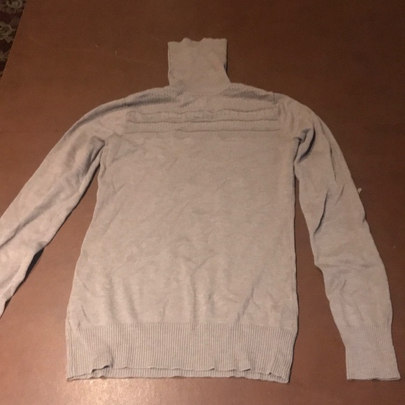 The Limited Knit turtleneck sweater - Picture 3 of 5